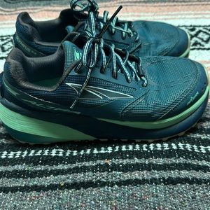 Altra Tennis Shoes